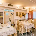 Bellevue 4* Trogir