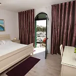 Hotel Bellevue Trogir