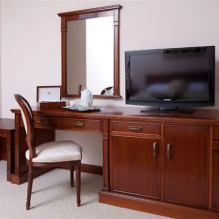호텔 Bellevue 4*