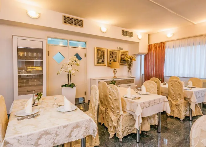 Bellevue 4* Τρογκίρ