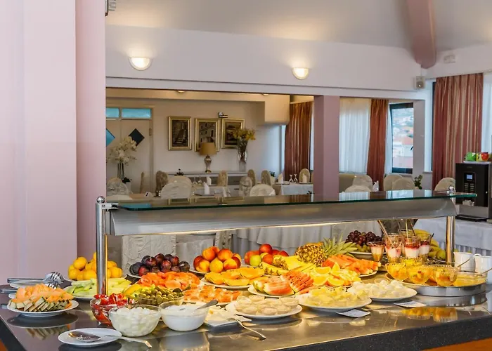 Ξενοδοχείο Bellevue 4*