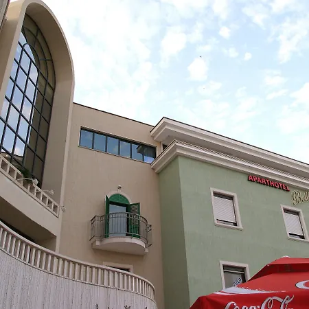 Szálloda Bellevue Trogir