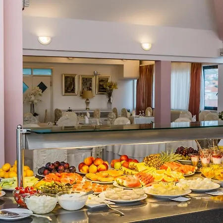 Szálloda Bellevue 4*